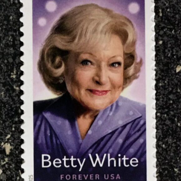 2025 USA Forever Betty White --1000 Stamps - Picture 6 of 6